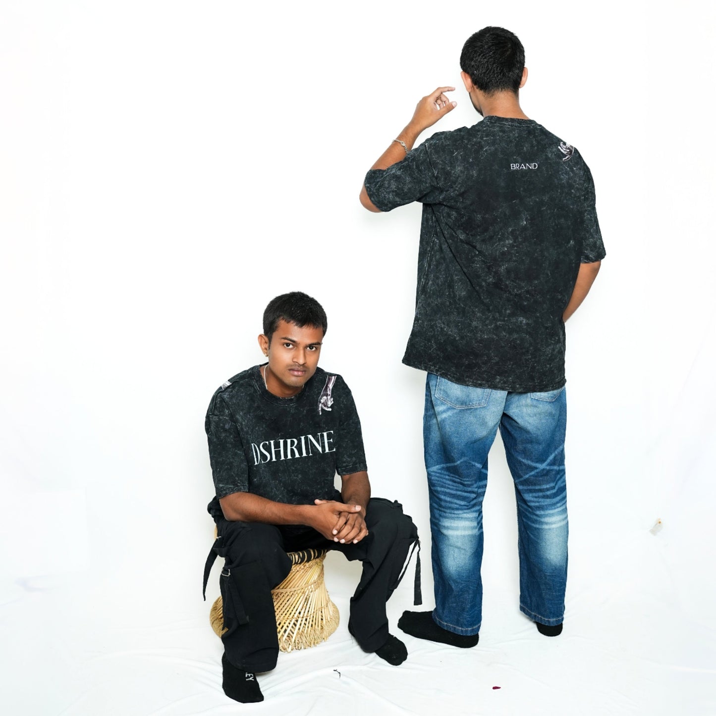 Premium DSHRINE unisex oversized T-shirt (black acid wash)